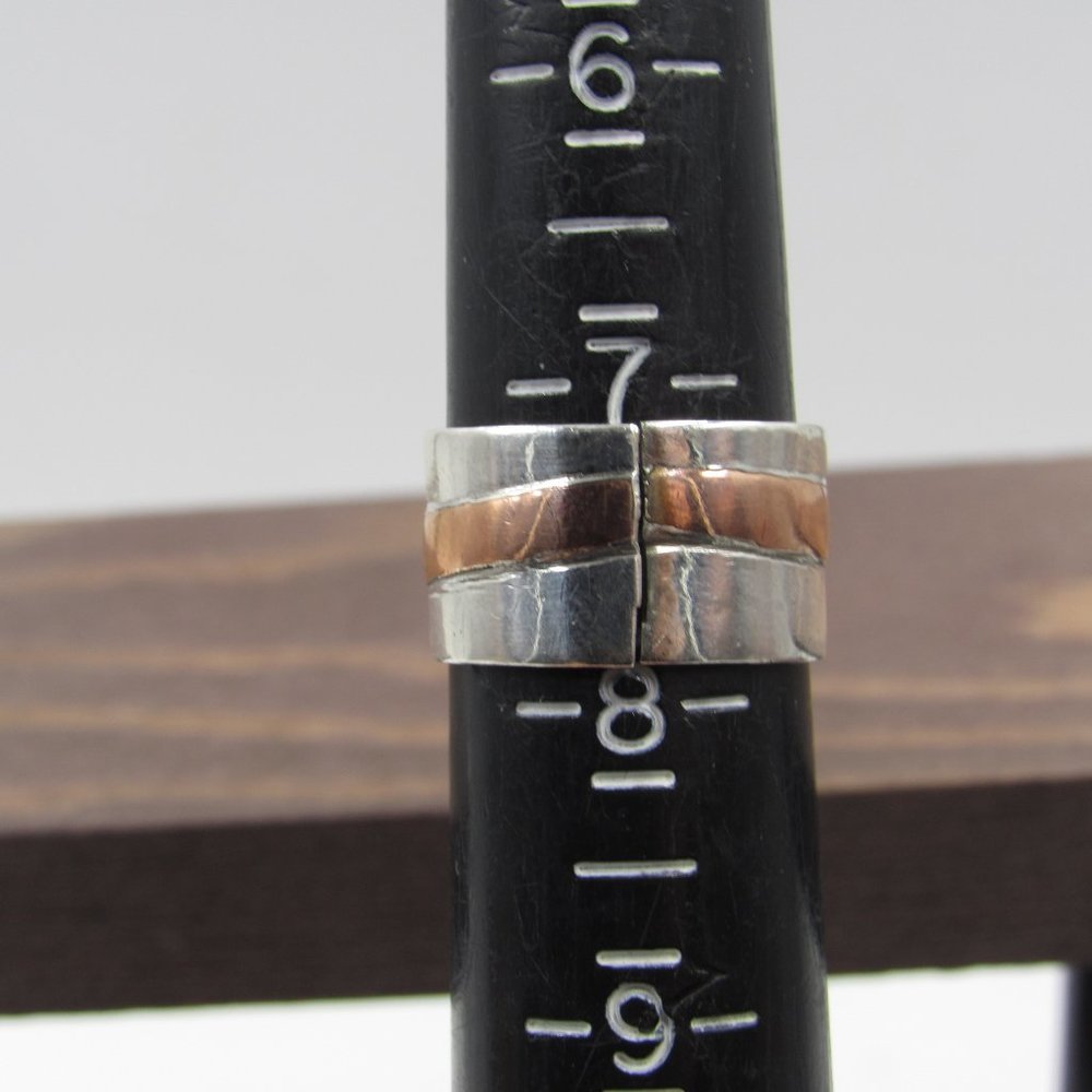 Size 7.5 Sterling Silver Petite Wide Cut Band Ring - Picture 5 of 7